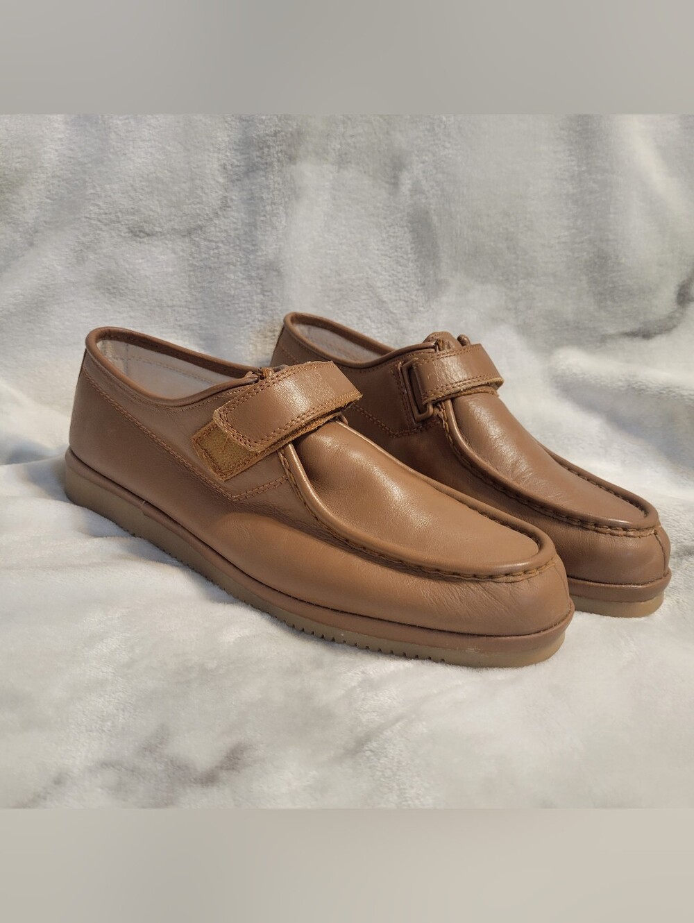 Nunn Bush Men's Tan Leather Slip-On Loafers with Velcro Strap